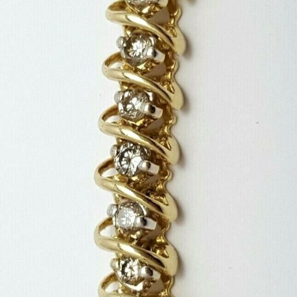 Elegant 14K Karat Yellow Gold Designer Link Tennis Bracelet With Diamonds - Picture 8 of 12